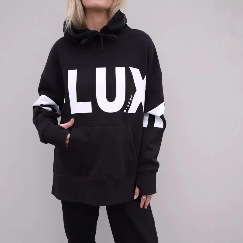Damen Oversized Kapuzenpullover mit markantem Logoprint, Kängurutasche und Seitenschlitzen Nord Taschen