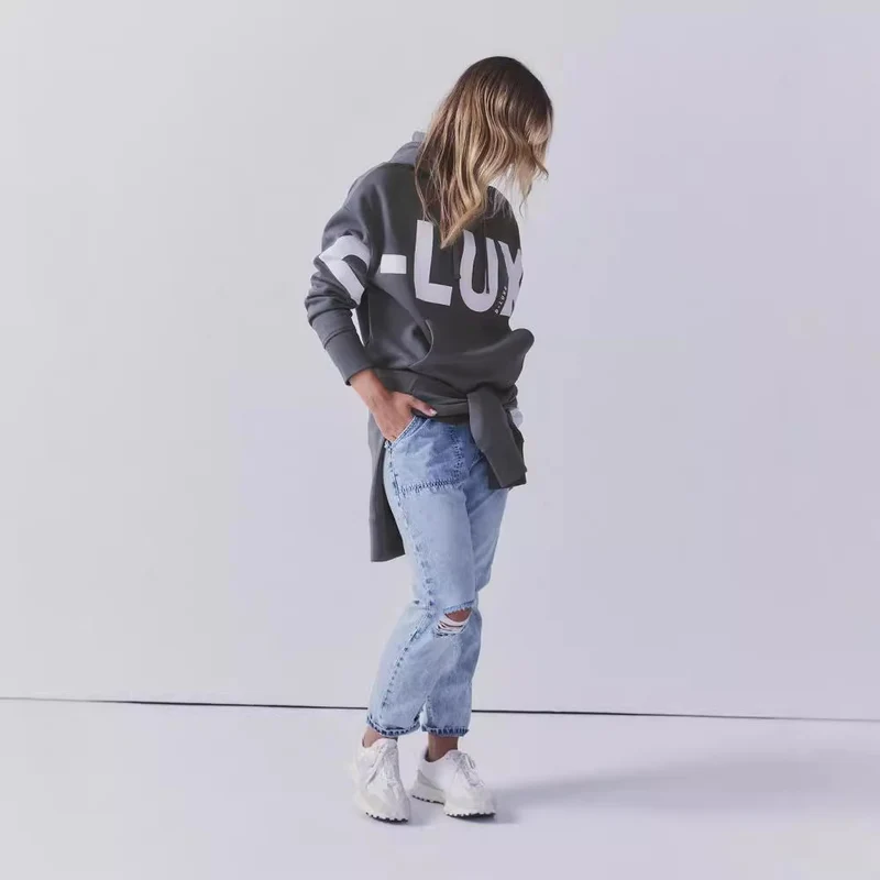 Damen Oversized Kapuzenpullover mit markantem Logoprint, Kängurutasche und Seitenschlitzen Nord Taschen