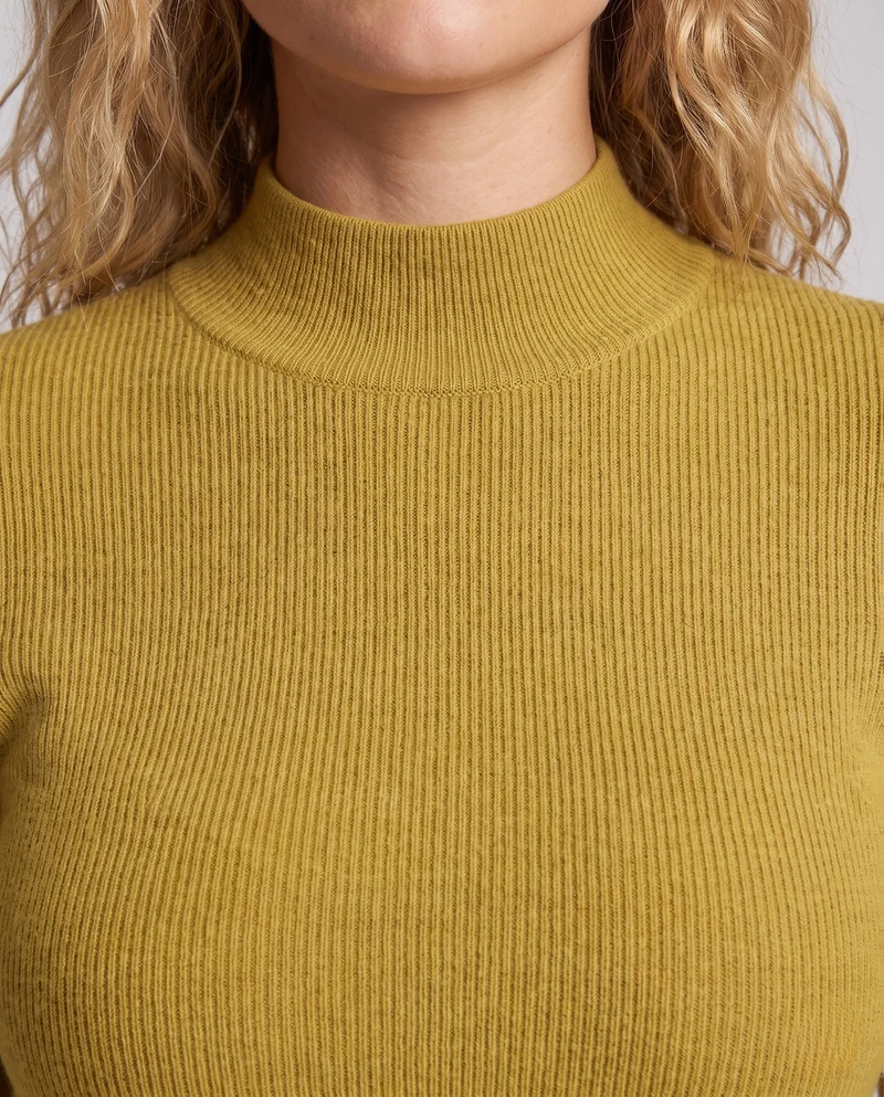 Damen Feinstrick-Mockneck-Pullover mit kaschmirähnlicher Optik und schmaler Passform Nord Taschen