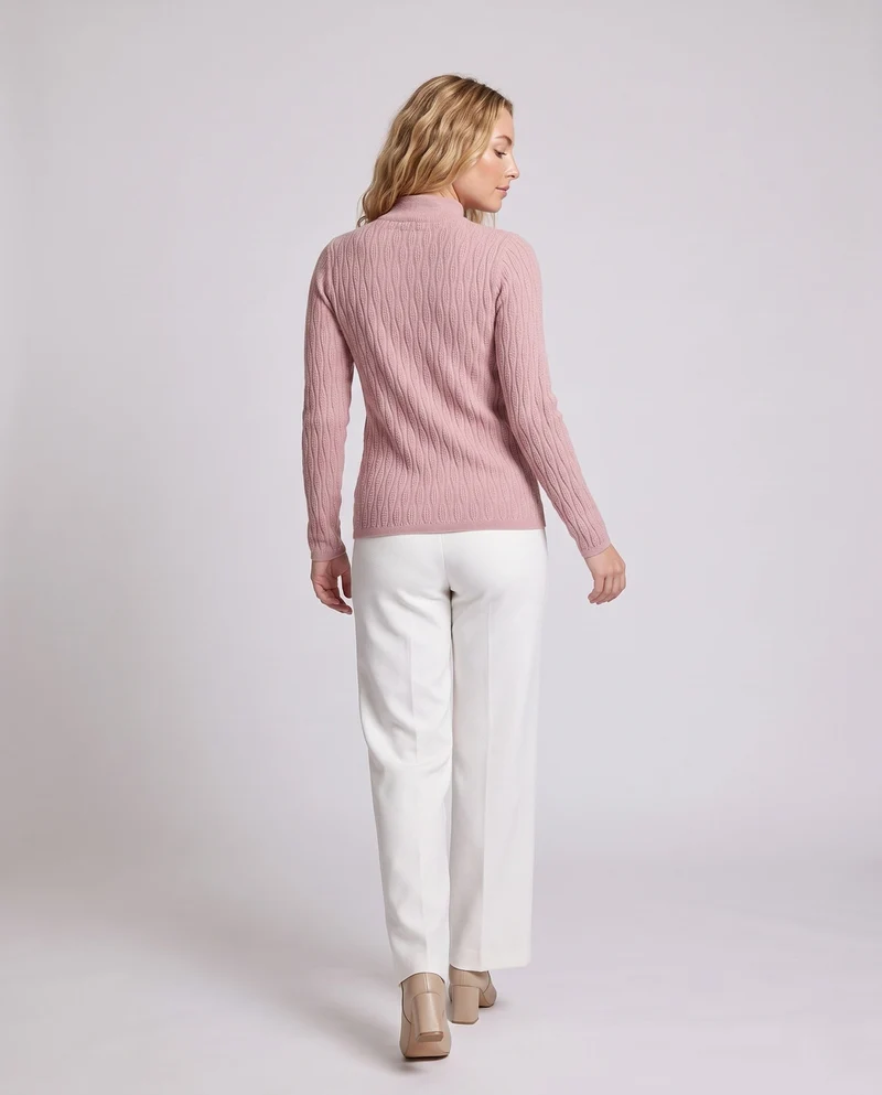 Damen Feinstrick-Mockneck-Pullover mit feiner Struktur und körperumspielender Silhouette Nord Taschen