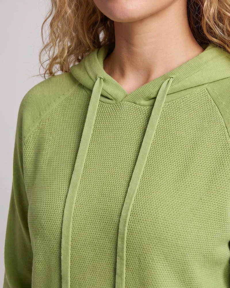 Damen Feinstrick-Kapuzenpullover mit strukturierter Piqué-Optik und lässiger Passform Nord Taschen