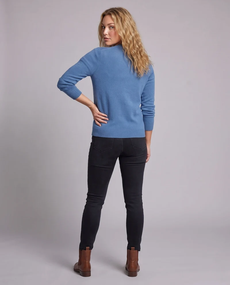 Damen Feinstrick-Knopfcardigan mit tiefem V‑Ausschnitt und kaschmirähnlicher Weichheit Nord Taschen