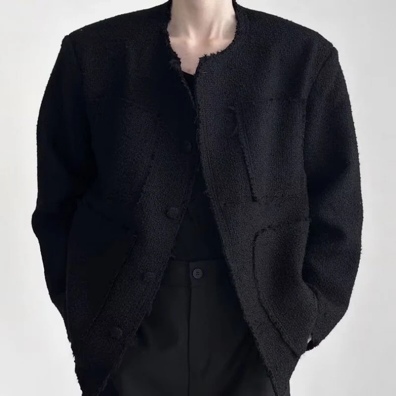 Damen Oversized Bouclé-Jacke ohne Kragen mit aufgesetzten Taschen und Raw‑Edge-Details Nord Taschen