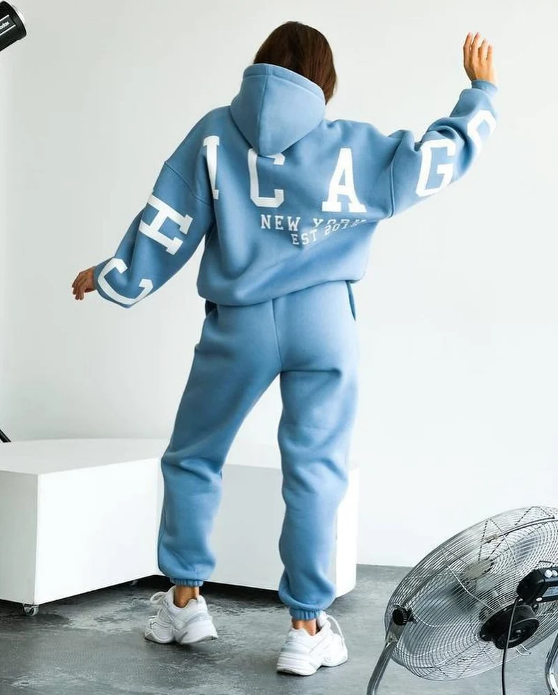 Damen Oversized Kapuzenpullover mit großflächigem Blockprint Nord Taschen