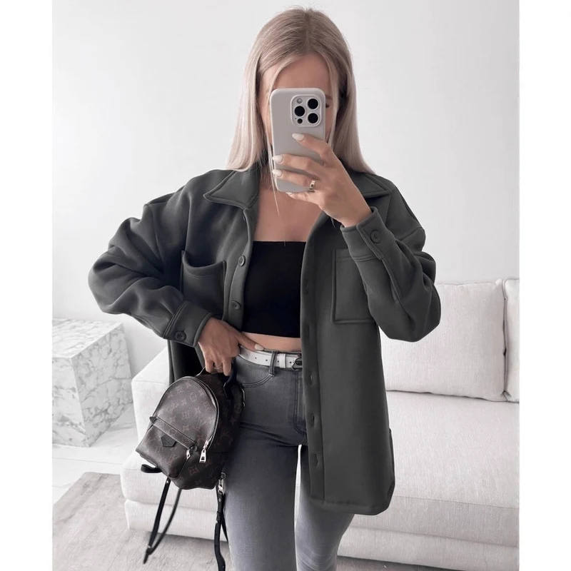 Damen Oversized Hemdjacke Shacket aus weichem Wollmix mit aufgesetzten Brusttaschen Nord Taschen