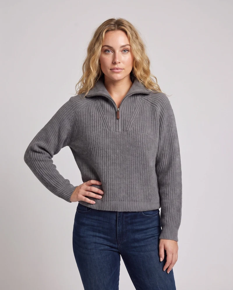 Damen Kapuzenpullover aus feinem Rippstrick mit halbem Reißverschluss und lässiger Oversize-Silhouette Nord Taschen