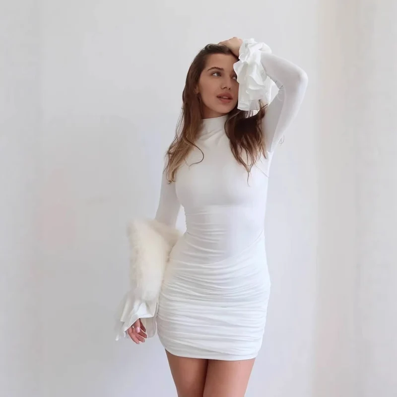 Damen Eng anliegendes Minikleid mit Rüschen-Volantärmeln und geraffter Wickeloptik Nord Taschen
