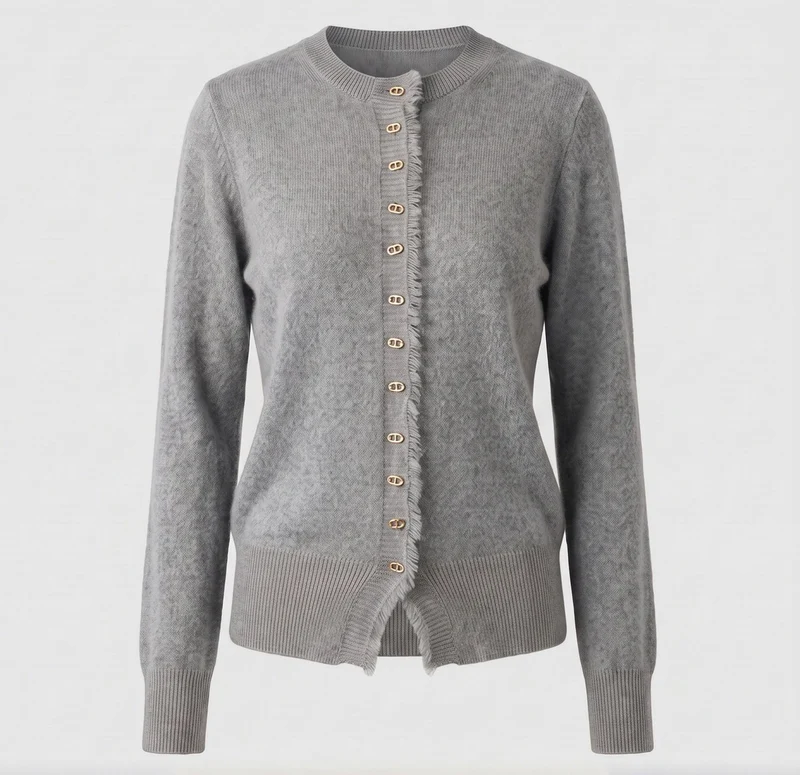 Damen Feinstrick-Cardigan mit flauschiger Mohair‑Optik, durchgehender Knopfleiste und gezupfter Kante Nord Taschen