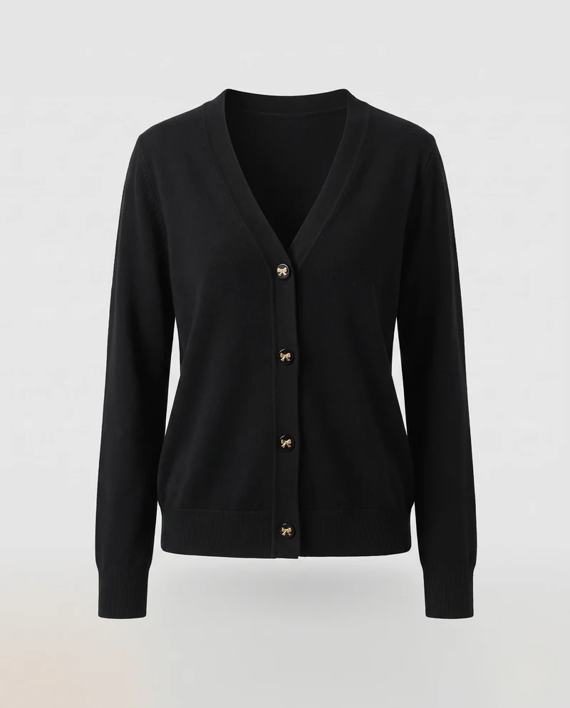 Damen Feinstrick-Cardigan in Taillenlänge mit floraler Schmuckknopfleiste Nord Taschen