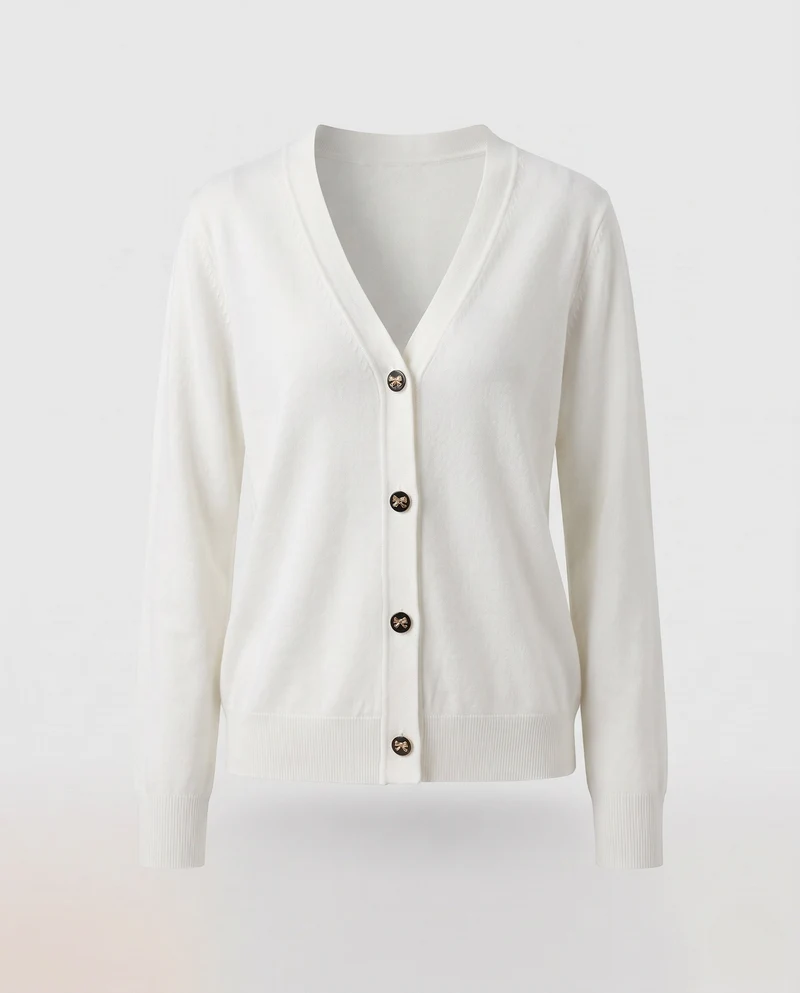 Damen Feinstrick-Cardigan in Taillenlänge mit floraler Schmuckknopfleiste Nord Taschen