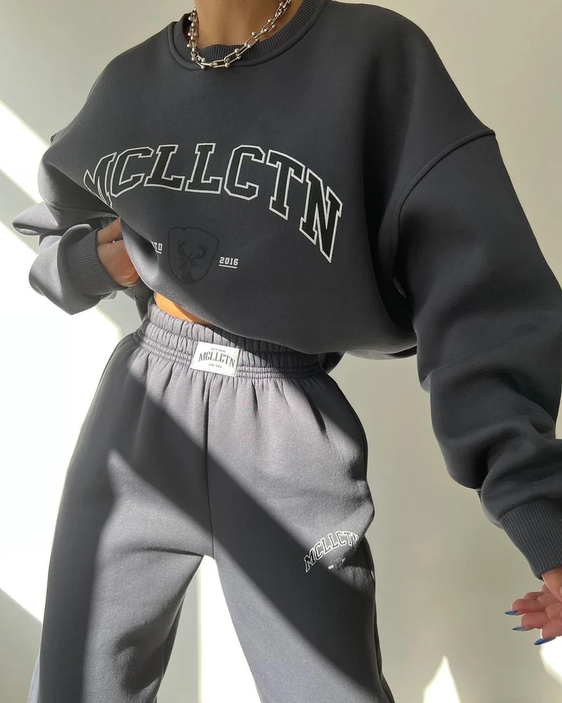 Damen Oversized College-Sweatshirt und High-Waist-Jogger-Set aus French-Terry Nord Taschen