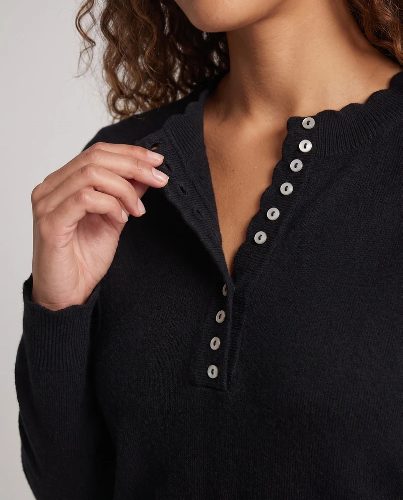 Damen Feiner Henley-Pullover mit Zierknopfleiste und dezenter Schlüssellochöffnung Nord Taschen