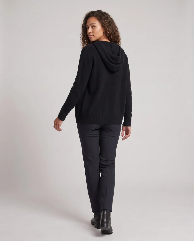 Damen Kapuzen‑Strickjacke mit durchgehender Knopfleiste und kastiger Oversize‑Silhouette Nord Taschen