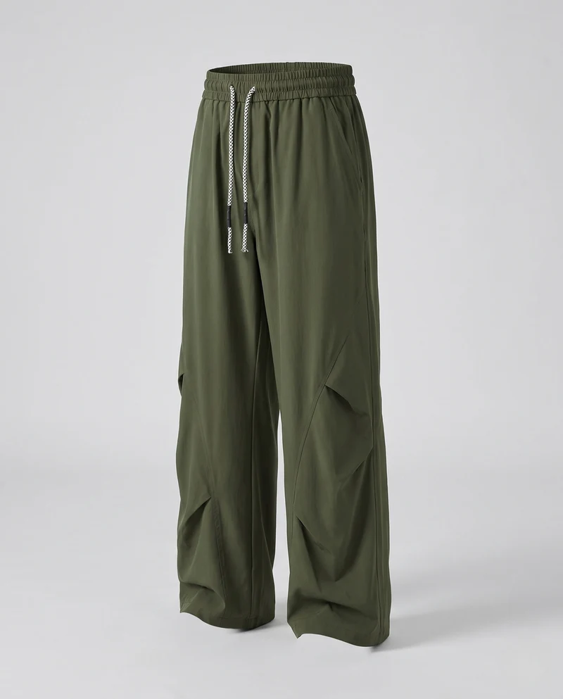 Herren Weite Baggy-Loungehose mit Tunnelzug, Utility‑Paneelen & dekorativen Falten Nord Taschen
