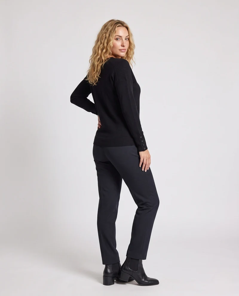 Damen Feiner V‑Ausschnittpullover in Kaschmir‑Optik mit schmaler Schulterpartie Nord Taschen