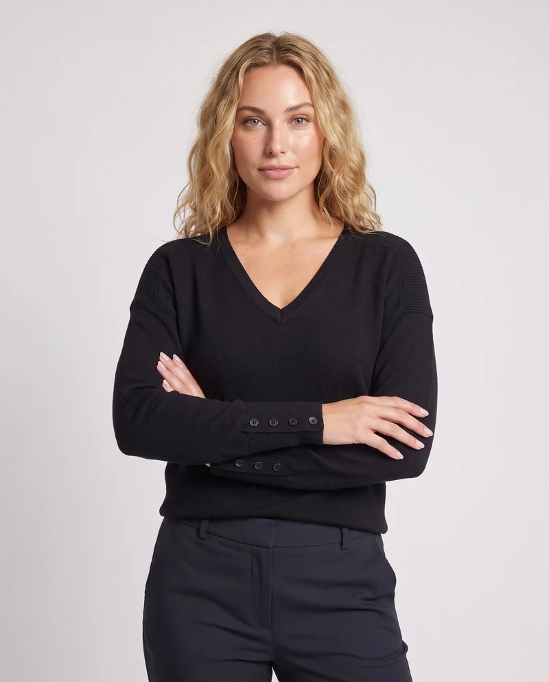 Damen Feiner V‑Ausschnittpullover in Kaschmir‑Optik mit schmaler Schulterpartie Nord Taschen