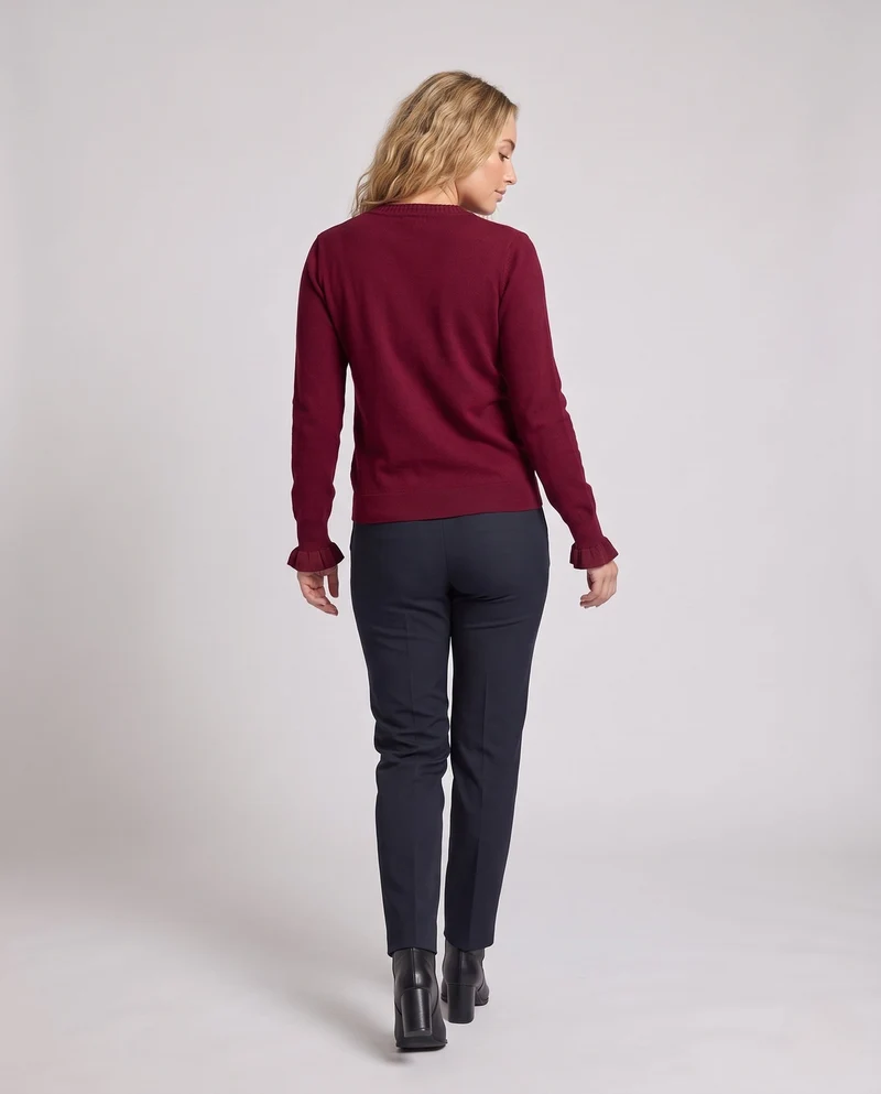 Damen Feiner V‑Ausschnitt-Feinstrickpullover mit plisseeverzierten Kanten und fließender Silhouette Nord Taschen
