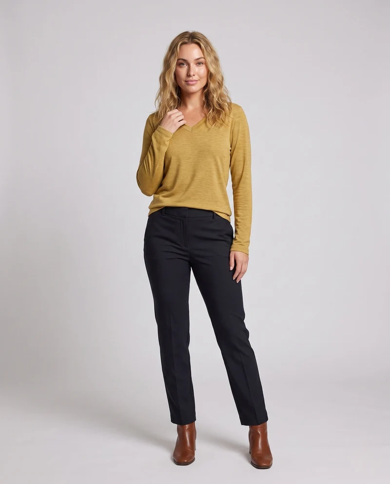 Damen Feiner V-Ausschnitt-Feinstrickpullover mit fließender Silhouette Nord Taschen