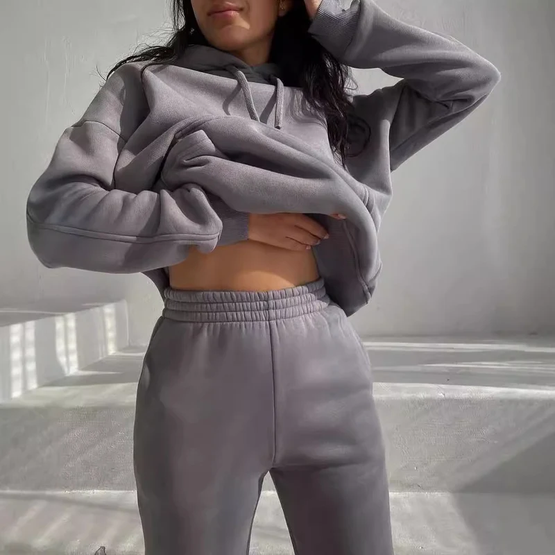Damen Oversize Loungewear-Set aus weichem Baumwollmischfleece mit Kapuzenpullover und schmal zulaufender Jogginghose Nord Taschen