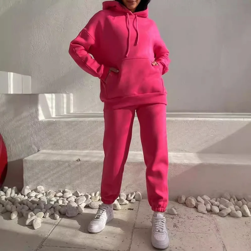 Damen Oversize Loungewear-Set aus weichem Baumwollmischfleece mit Kapuzenpullover und schmal zulaufender Jogginghose Nord Taschen