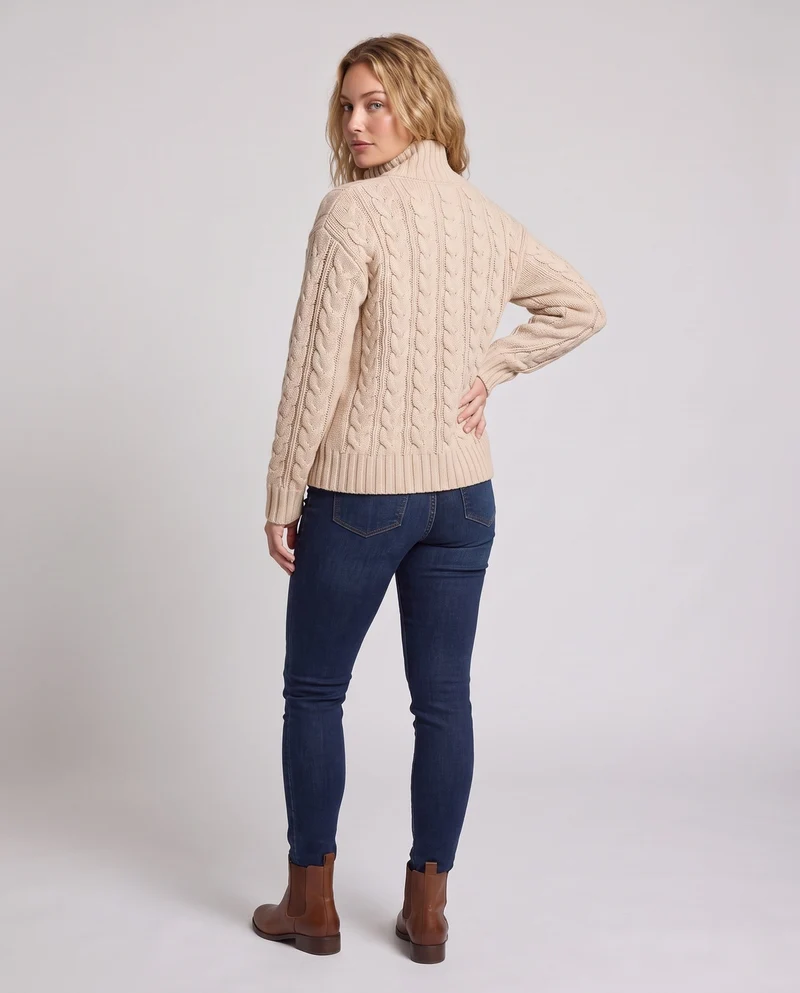 Damen Grobstrick-Cardigan mit Zopfmuster, hohem Rippkragen und aufgesetzten Taschen Nord Taschen