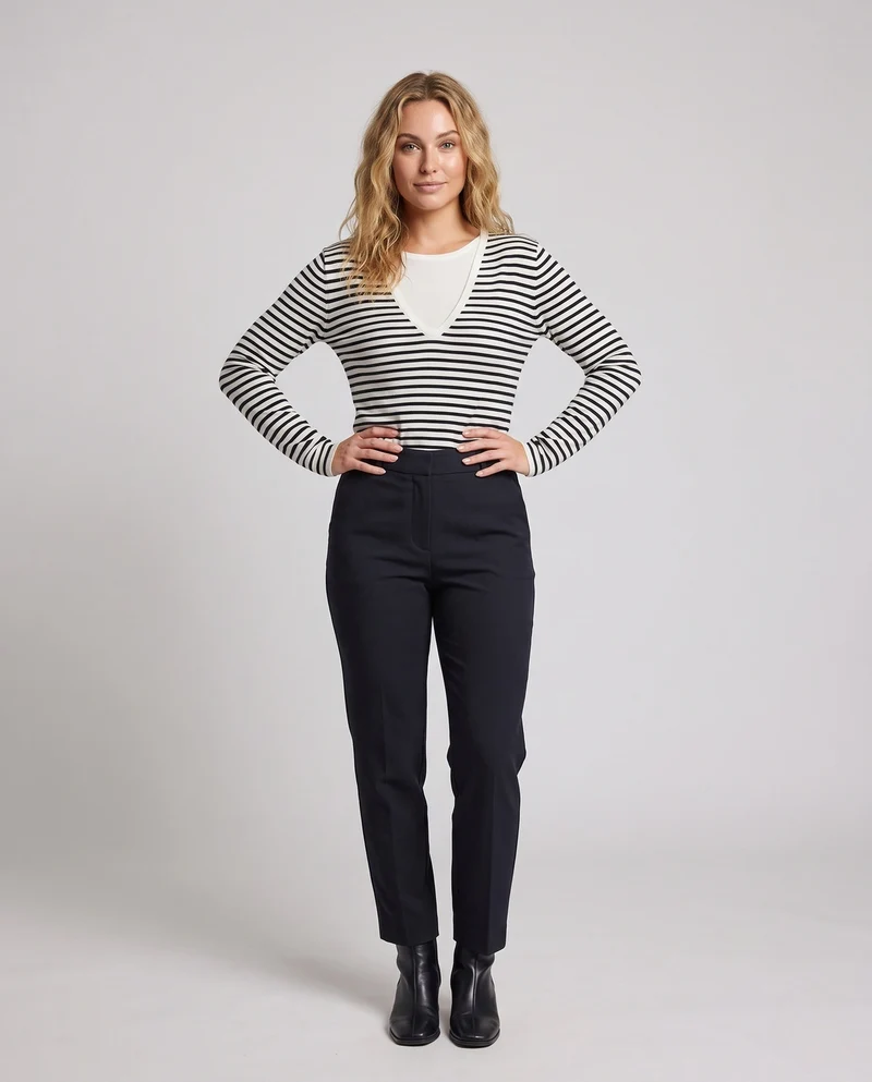 Damen Feiner V‑Ausschnitt-Feinstrickpullover mit kaschmirähnlicher Haptik und legerer Oversize-Silhouette Nord Taschen