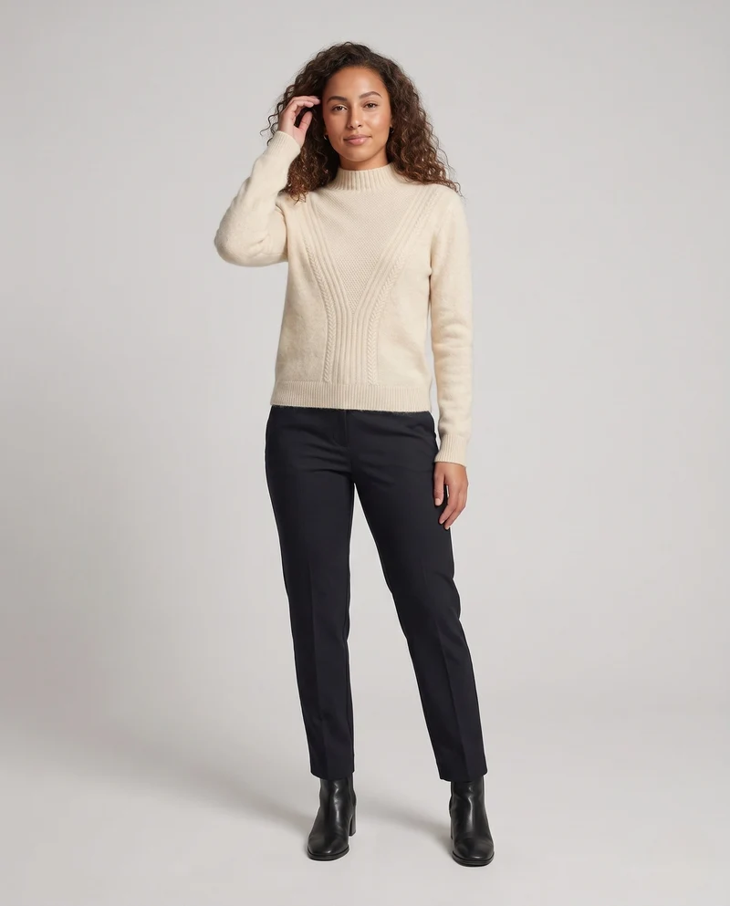 Damen Feiner Strukturpullover mit V‑Passe, Mockneck und Angora‑Look Nord Taschen