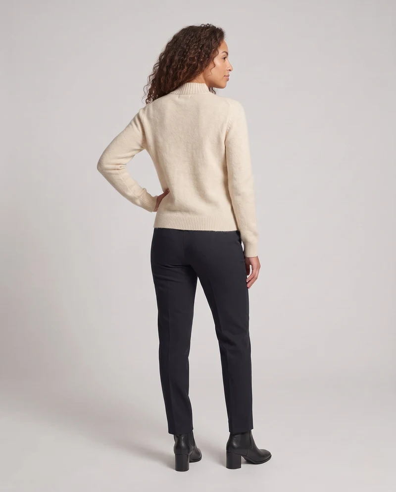Damen Feiner Strukturpullover mit V‑Passe, Mockneck und Angora‑Look Nord Taschen