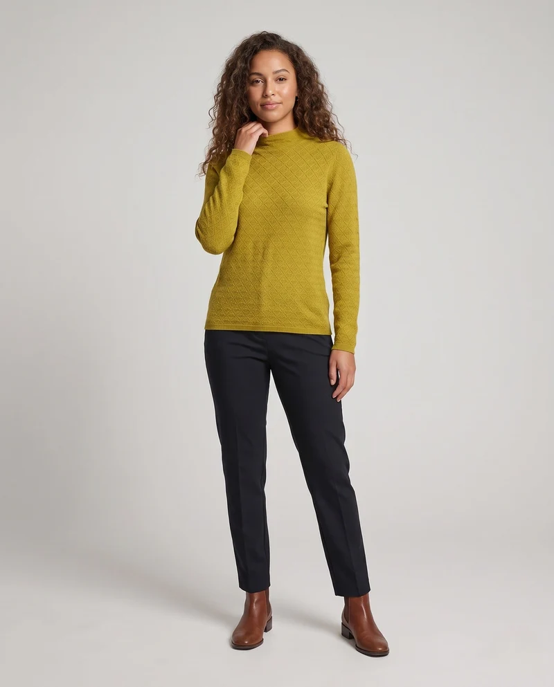 Damen Feiner Strickpullover mit Rautenmuster, kurzem Stehkragen und legerer Passform Nord Taschen