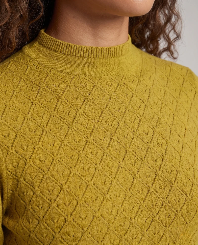 Damen Feiner Strickpullover mit Rautenmuster, kurzem Stehkragen und legerer Passform Nord Taschen