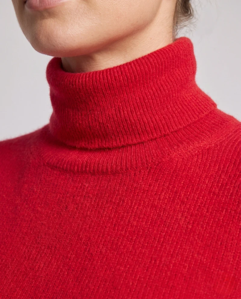 Damen Enganliegender Rollkragenpullover aus Angora-Mix mit flauschiger Oberfläche Nord Taschen