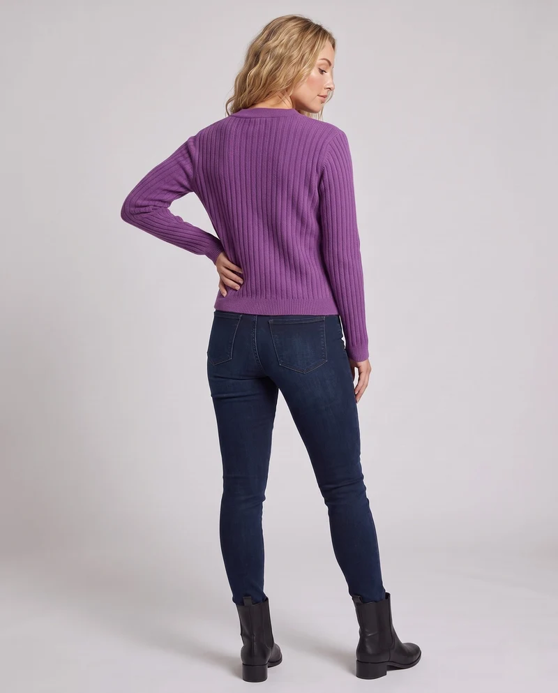 Damen Gestrickter Rippen-Cardigan mit dezentem V-Ausschnitt und Knopfleiste Nord Taschen