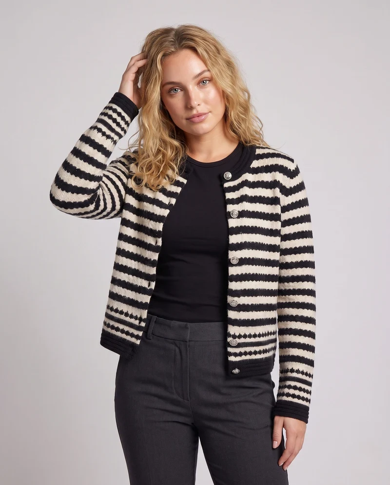 Damen Gestreifter Kurzcardigan mit rundem Ausschnitt, geknöpfter Front und flauschiger Mohair‑Optik Nord Taschen