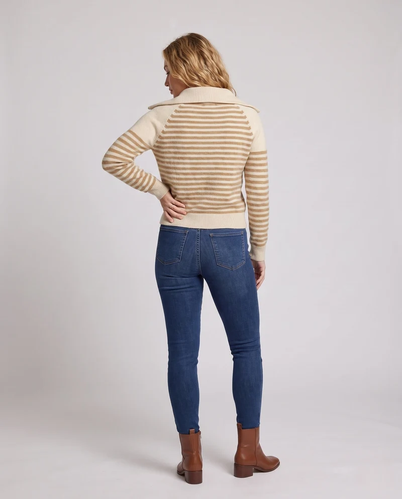 Damen Gestreifter Kurzpullover aus flauschigem Mohair‑Look mit halbem Reißverschluss und überlappendem Kragen Nord Taschen