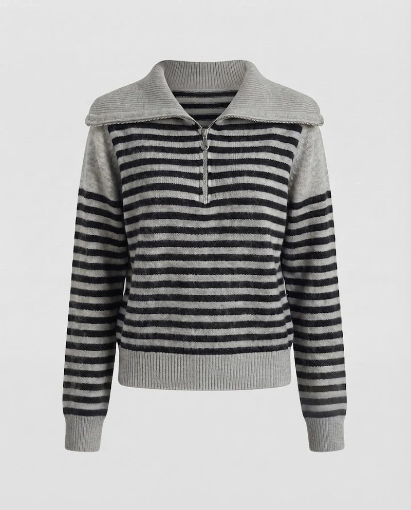 Damen Gestreifter Kurzpullover aus flauschigem Mohair‑Look mit halbem Reißverschluss und überlappendem Kragen Nord Taschen