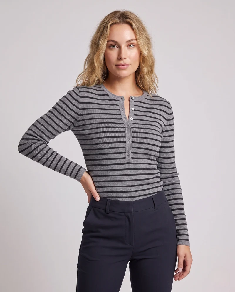 Damen Gestreifter Henley-Feinstrickpullover mit Knopfleiste Nord Taschen