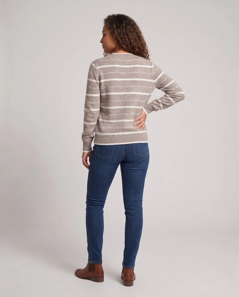 Damen Gestreifter Feinstrickpullover mit Ziernaht und Rundhalsausschnitt Nord Taschen