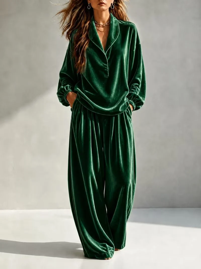 Damen Luxuriöses Velours-Loungewear-Set mit Schalkragen und weiter Palazzo-Hose Nord Taschen