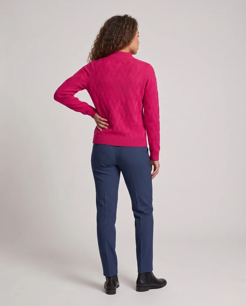 Damen Feiner Strickpullover mit geometrischer Ajourstruktur und schmalem Stehkragen Nord Taschen