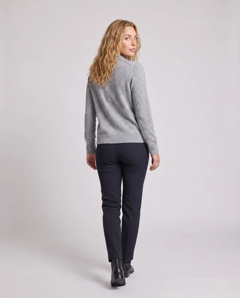 Damen Elegante Stehkragen‑Strickjacke aus flauschigem Mohair‑Look mit verdeckter Knopfleiste Nord Taschen