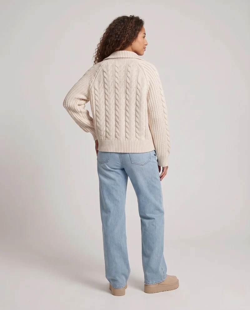 Damen Boxy-Zopfstrickjacke mit kurzem Schnitt, Frontreißverschluss und breitem Stehkragen Nord Taschen