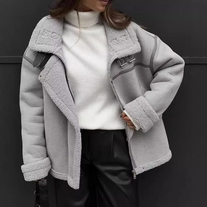 Damen Weit geschnittene Lammfellimitat-Fliegerjacke mit Kunstfellfutter Nord Taschen