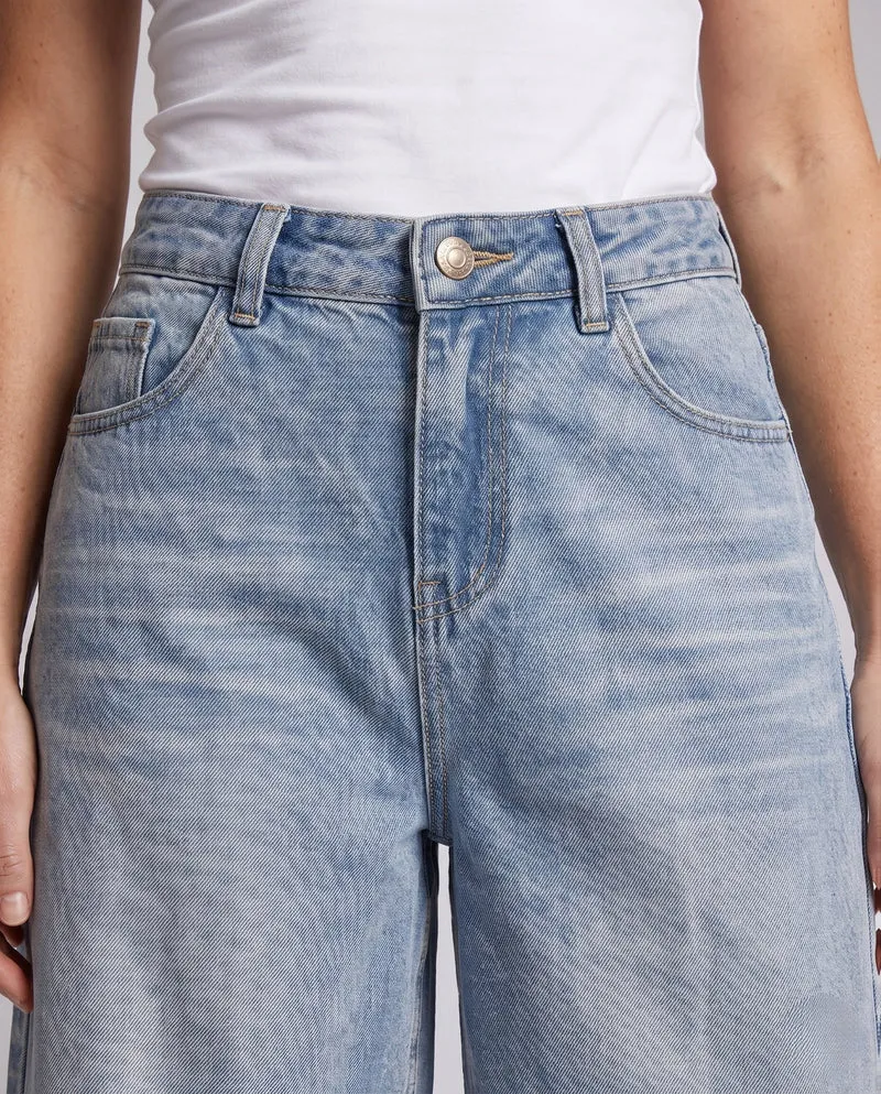 Damen Weitgeschnittene Jeansshorts Nord Taschen