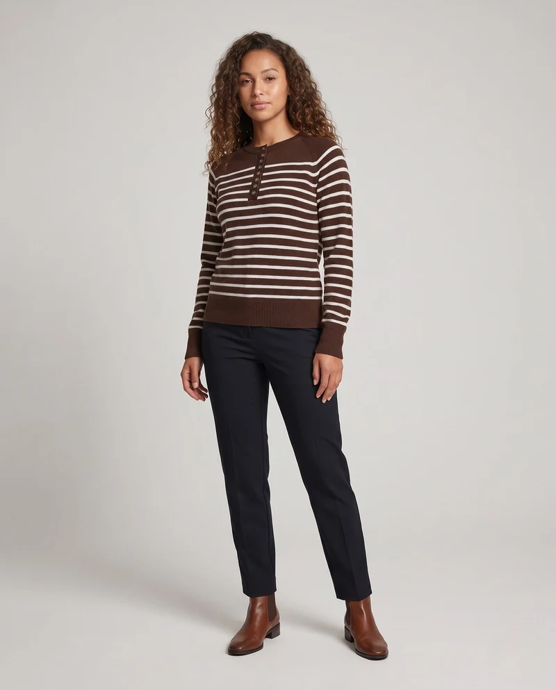Damen Gestreifter Feinstrickpullover mit Zierknopfleiste und Raglanärmeln Nord Taschen