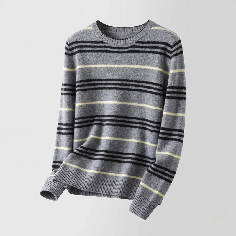 Damen Gestreifter Feinstrick‑Pullover mit Rundhalsausschnitt, flauschiger Mohair‑Optik und figurumspielender Silhouette Nord Taschen