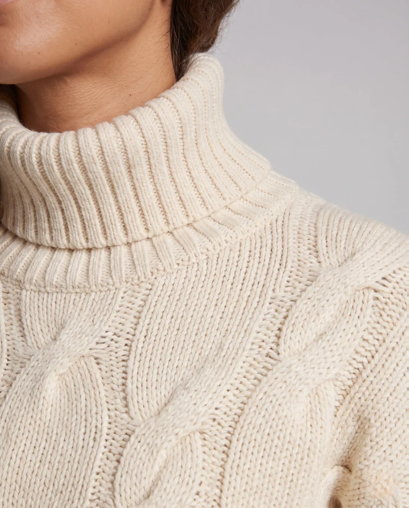 Damen Boxy‑Rollkragenpullover mit markantem Zopfmuster und geripptem Saum Nord Taschen