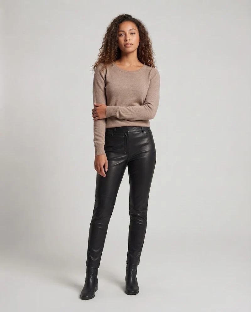 Damen Feiner Rundhalspullover aus Kaschmir‑Mix mit leichtem Stretch und feinem Rippbündchen Nord Taschen