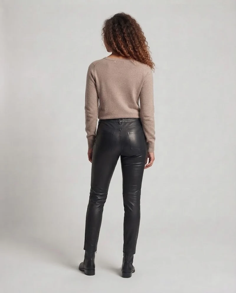 Damen Feiner Rundhalspullover aus Kaschmir‑Mix mit leichtem Stretch und feinem Rippbündchen Nord Taschen