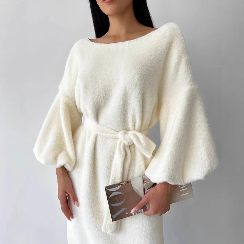 Damen Kuschel-Midikleid mit Bindegürtel und Ballonärmeln Nord Taschen