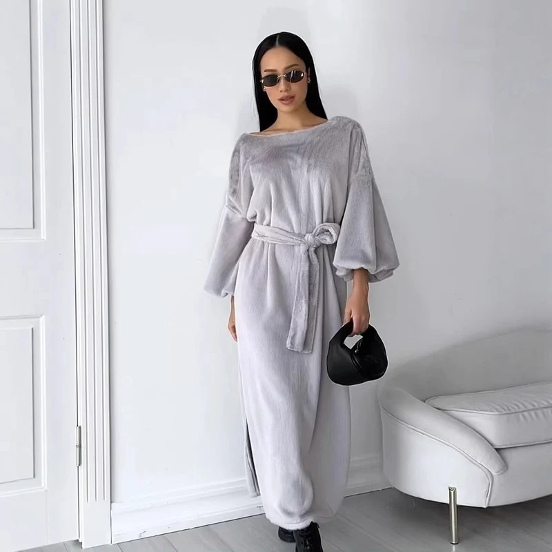 Damen Kuschel-Midikleid mit Bindegürtel und Ballonärmeln Nord Taschen
